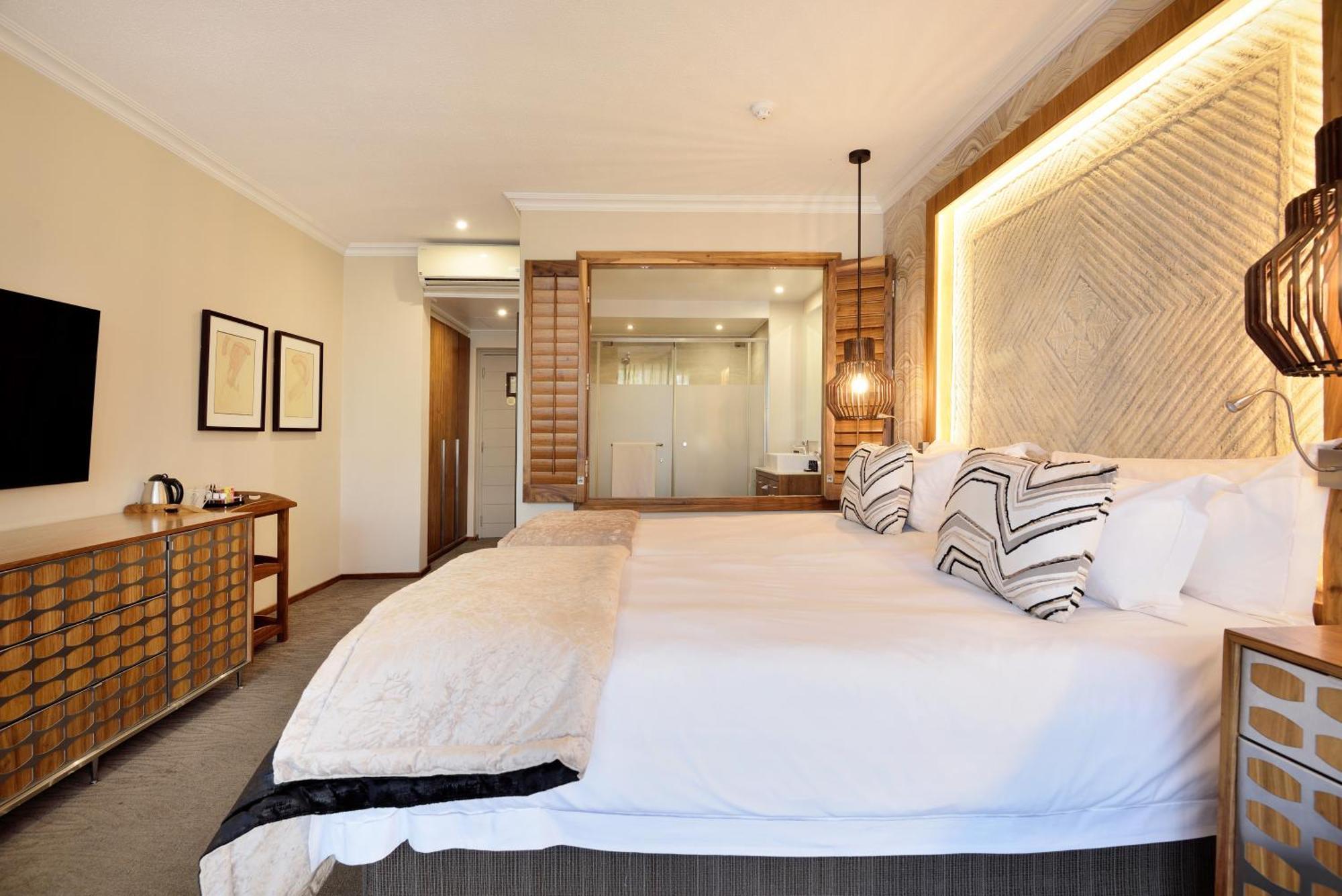 Windhoek Country Club Resort Dış mekan fotoğraf
