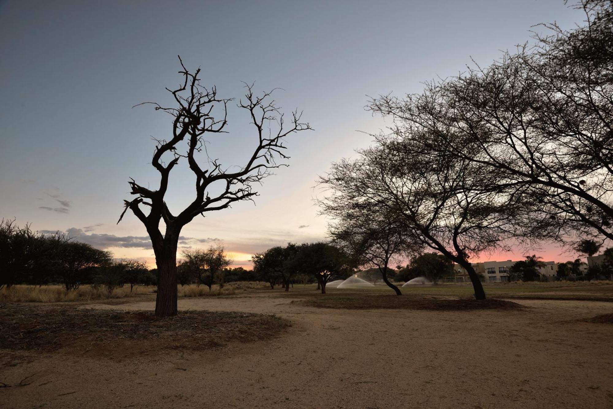 Windhoek Country Club Resort Dış mekan fotoğraf