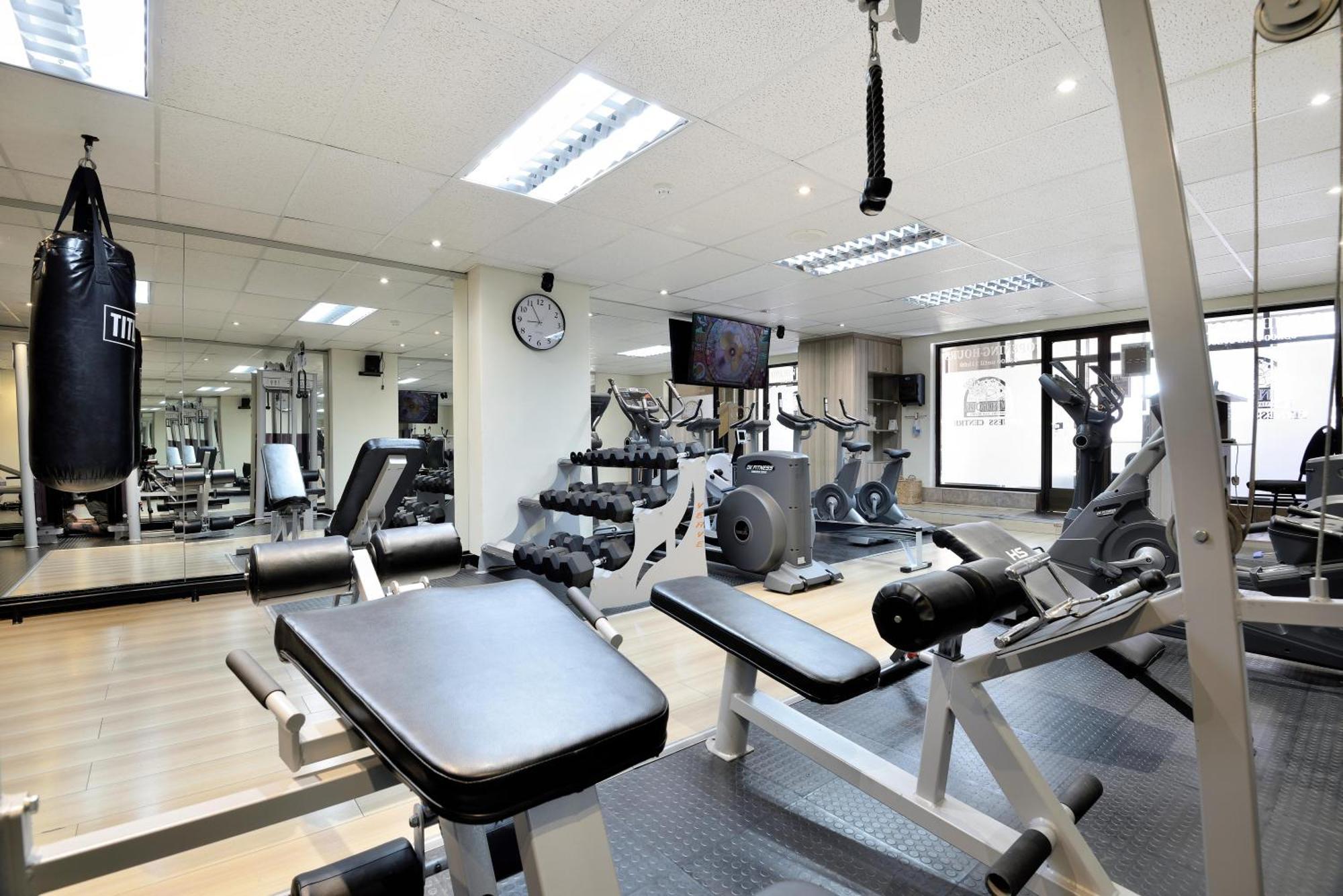 Windhoek Country Club Resort Dış mekan fotoğraf