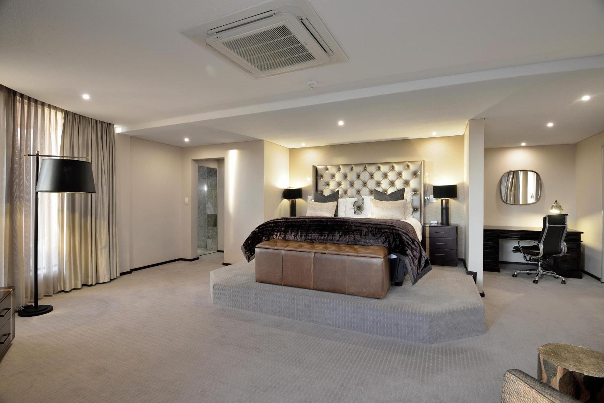 Windhoek Country Club Resort Dış mekan fotoğraf